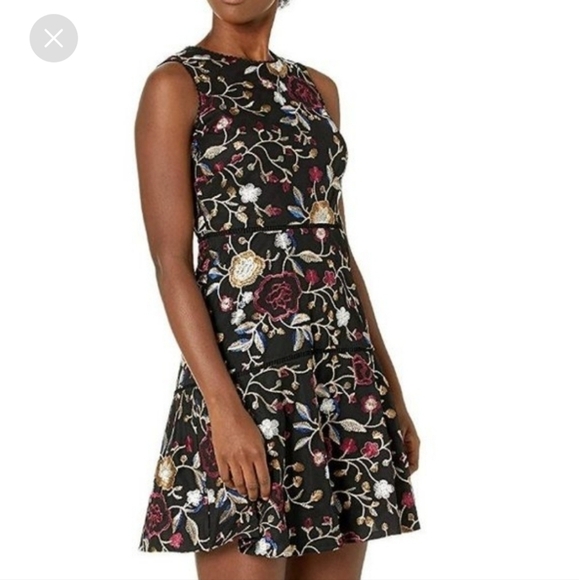 Vince Camuto Embroidered mesh fit & flare Dress in black multi, sz 10P - Picture 1 of 8